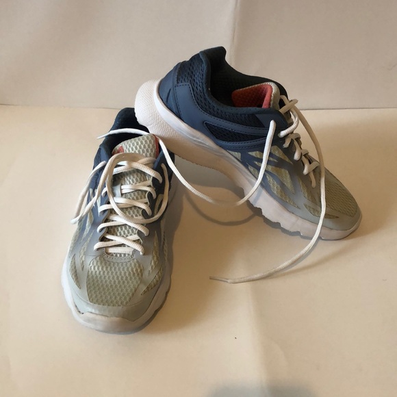 Women’s size 8 1/2 FILA Memory Speedstride 20 Women's Running Shoes - Picture 1 of 11